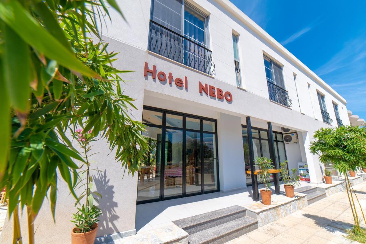 Nebo Hotell 3*
